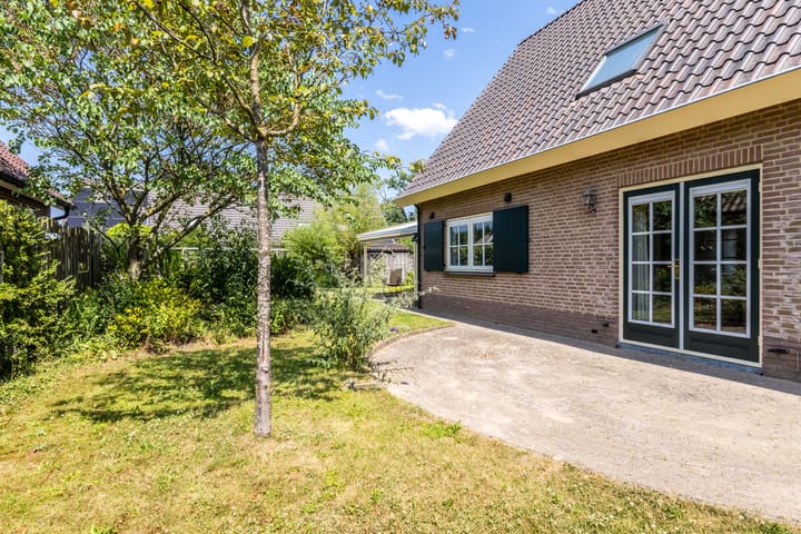 Foto 43 van Lindeselaak 7