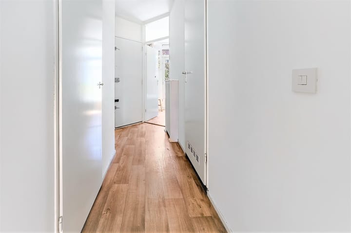 Foto 19 van Commelinstraat 310