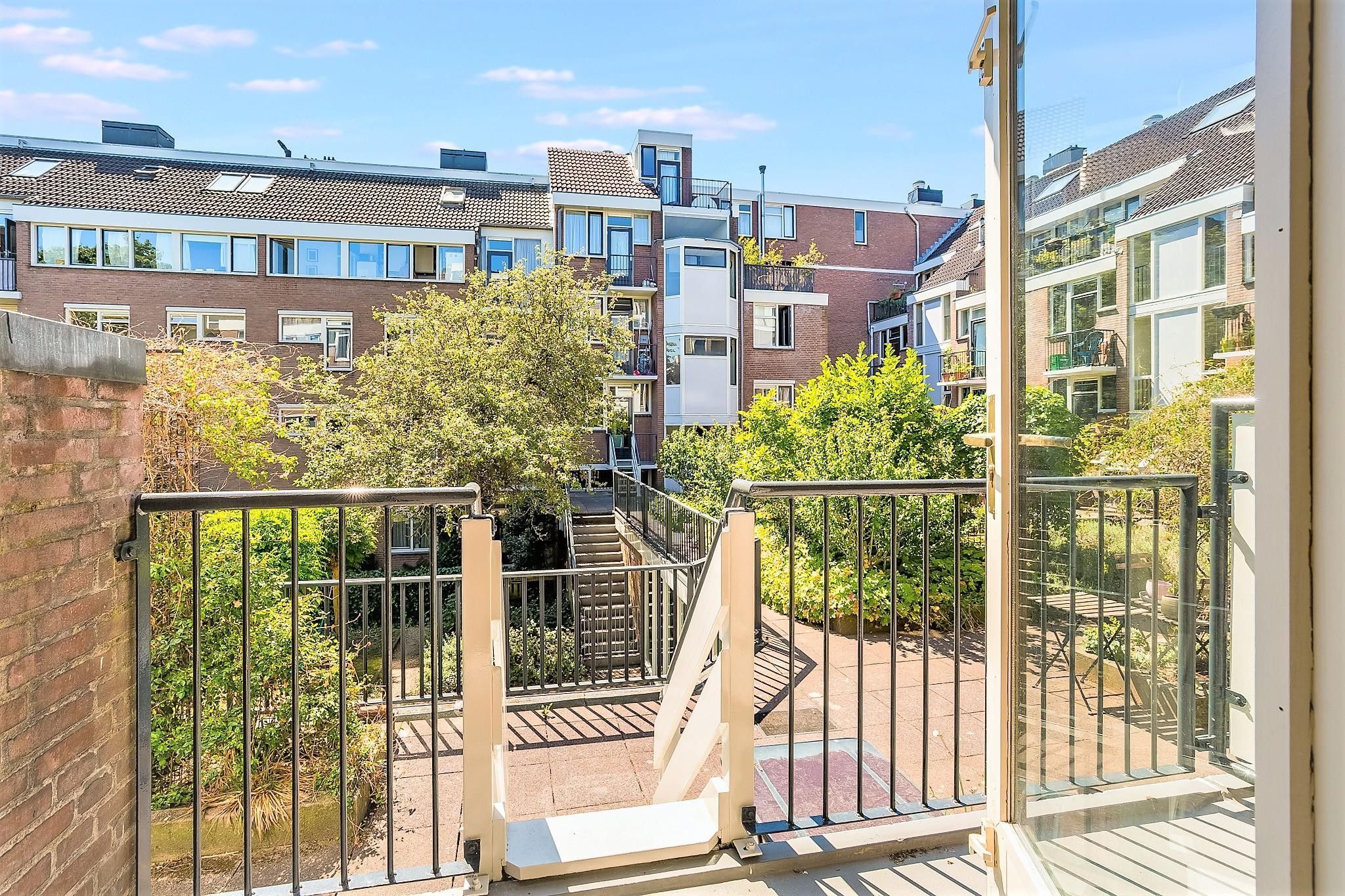 Foto 24 van Commelinstraat 310