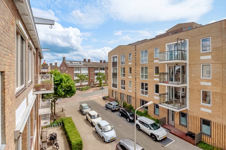 Foto 16 van Johan van Soesdijkstraat 30-II