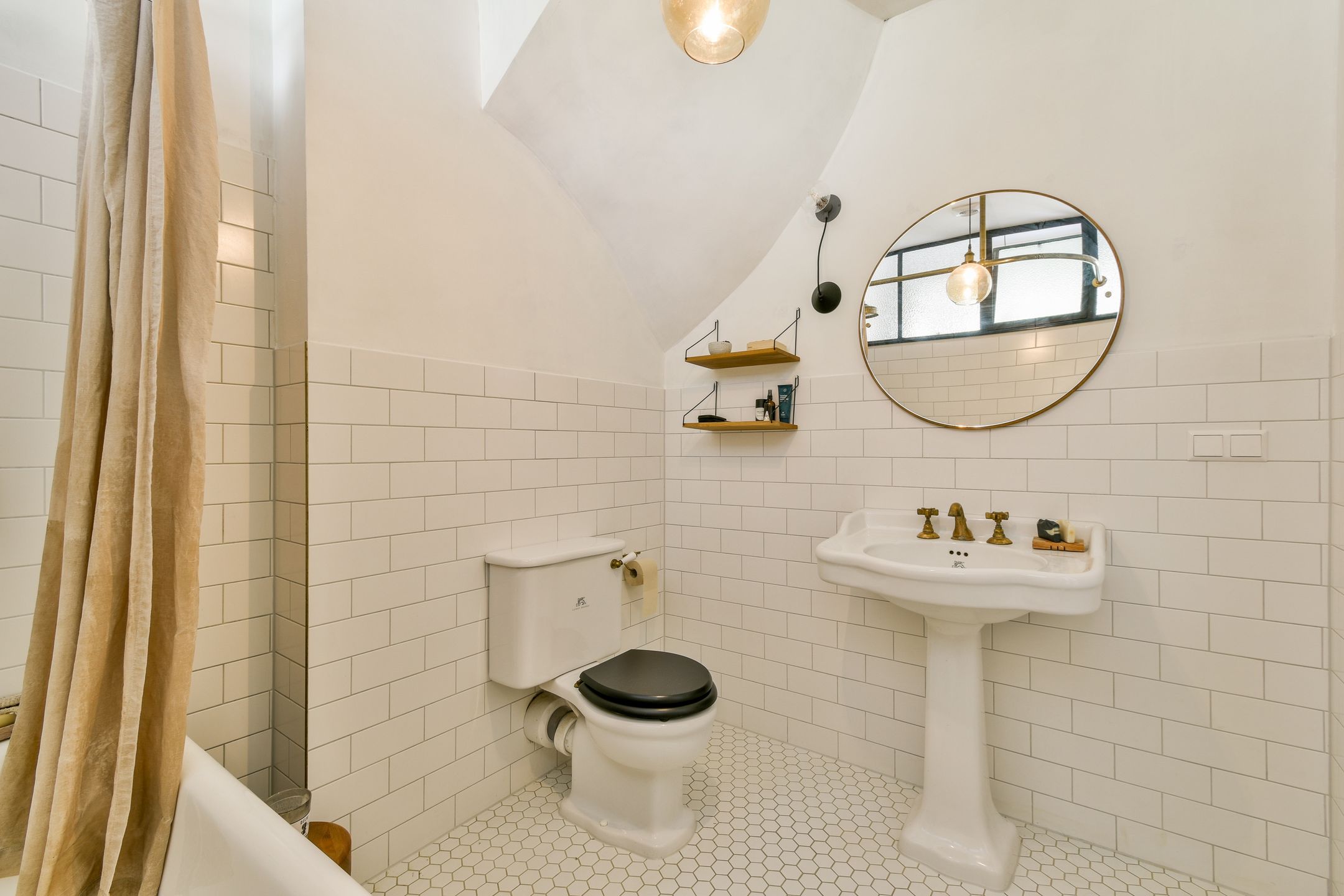 Photo 18 of Admiraal De Ruijterweg 108-1