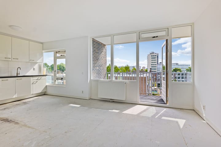 Photo 6 of Arent Janszoon Ernststraat 727-A