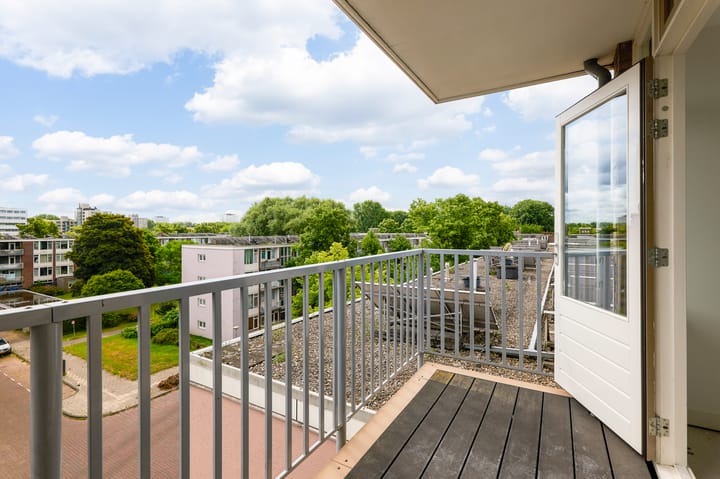 Photo 7 of Arent Janszoon Ernststraat 727-A