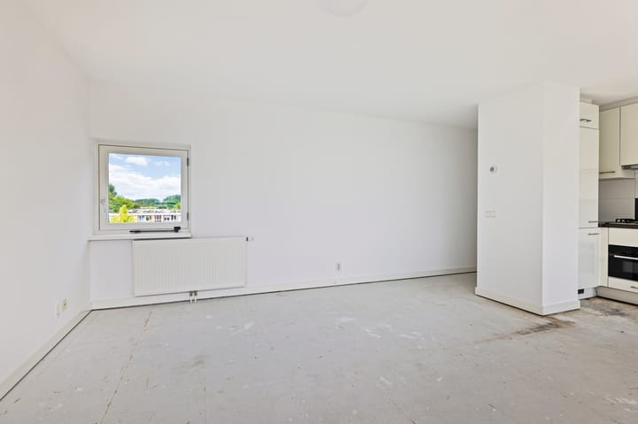 Photo 10 of Arent Janszoon Ernststraat 727-A