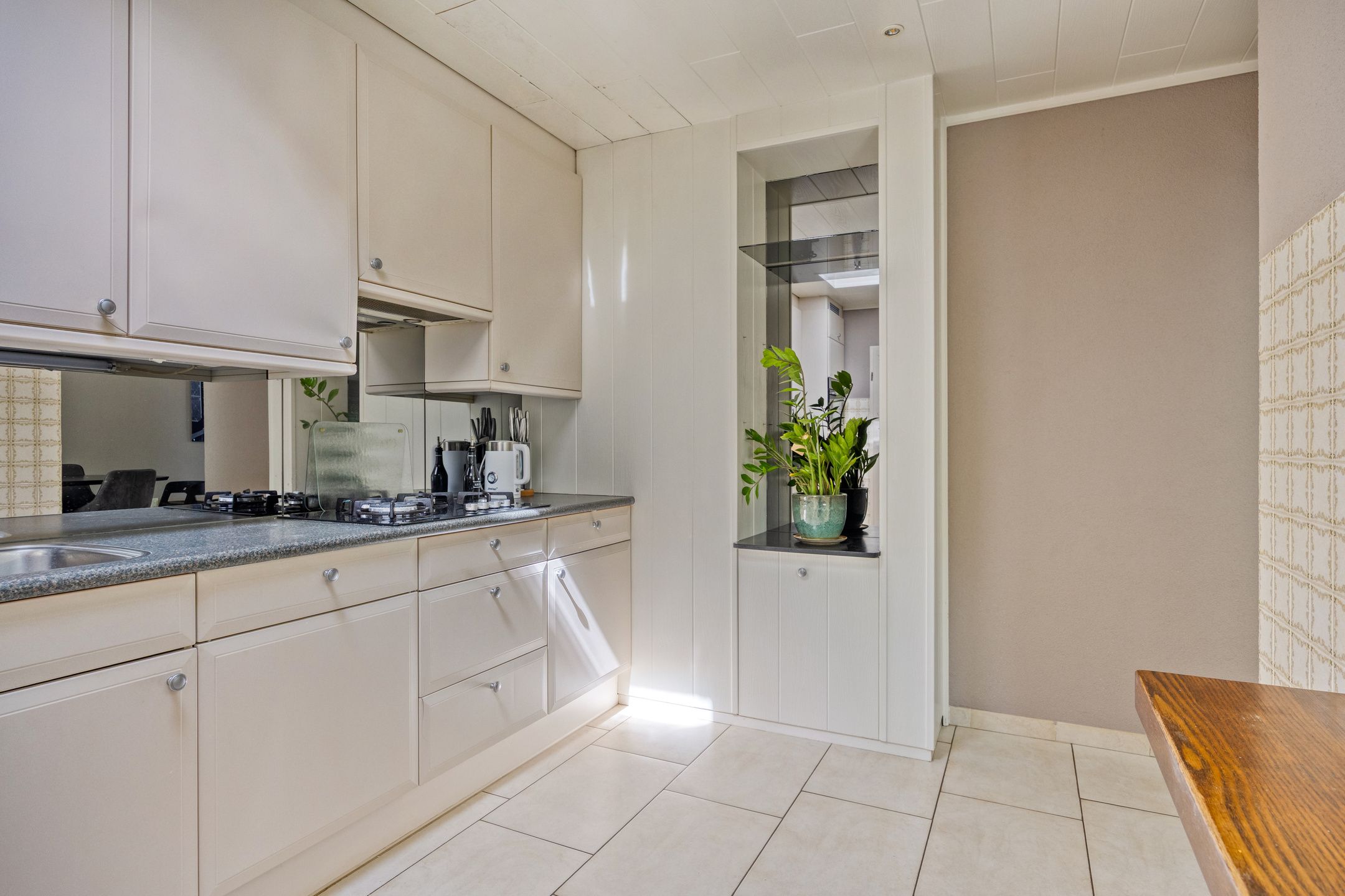 Foto 15 van Bisschop van Mierlostraat 114