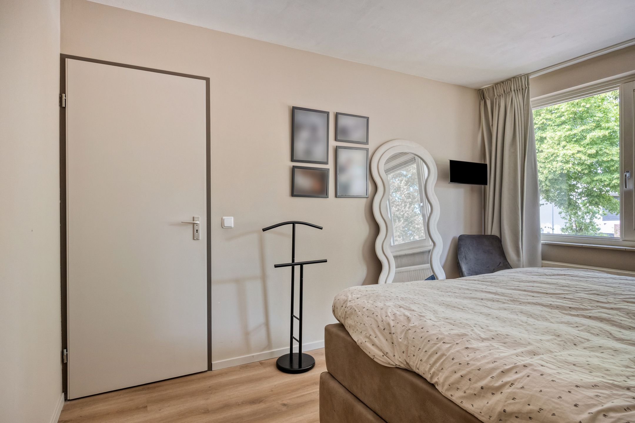 Foto 24 van Bisschop van Mierlostraat 114