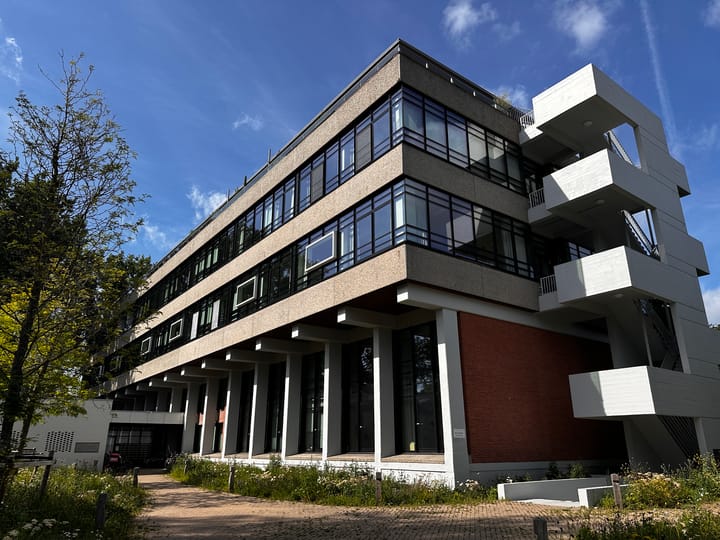 Foto 2 van Van Schendelstraat 1-41