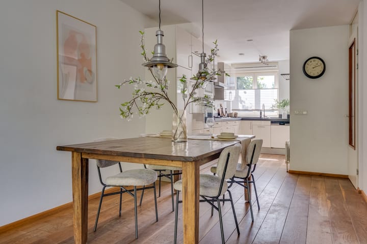 Photo 14 of Rechtsbuitenstraat 4