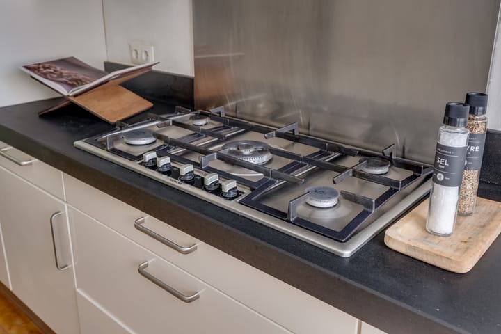 Photo 17 of Rechtsbuitenstraat 4