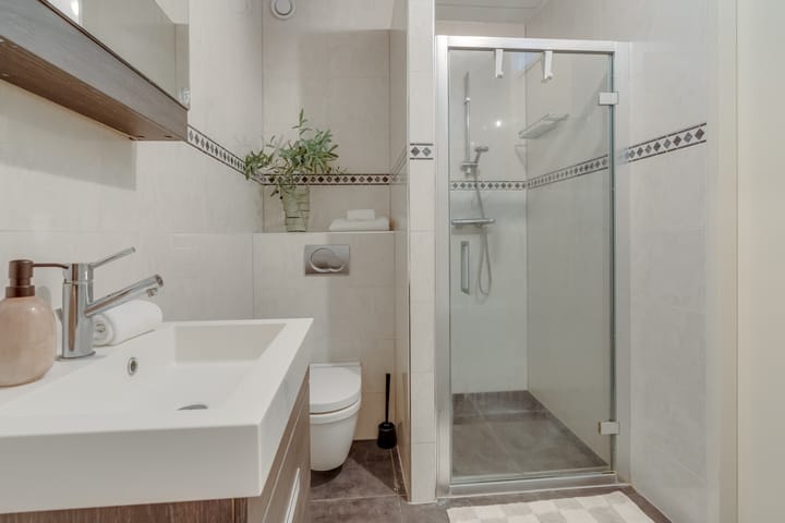 Photo 27 of Rechtsbuitenstraat 4