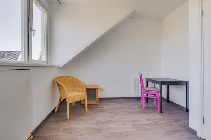 Photo 33 of Rechtsbuitenstraat 4