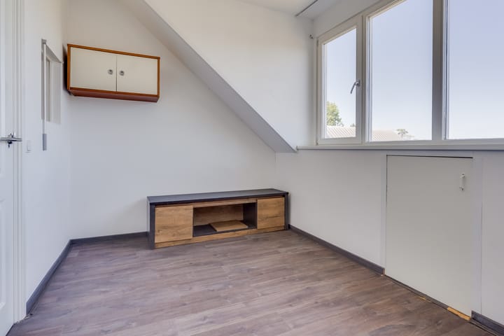 Photo 34 of Rechtsbuitenstraat 4