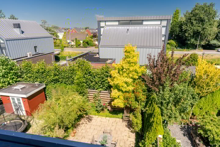 Photo 35 of Rechtsbuitenstraat 4