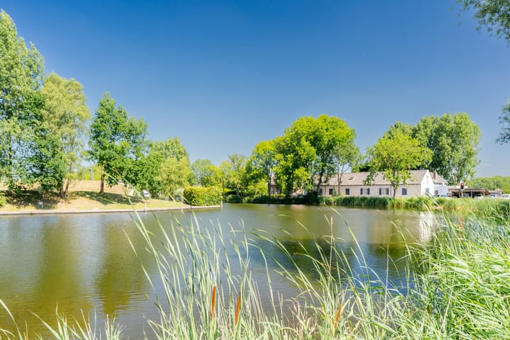 Photo 40 of Rechtsbuitenstraat 4