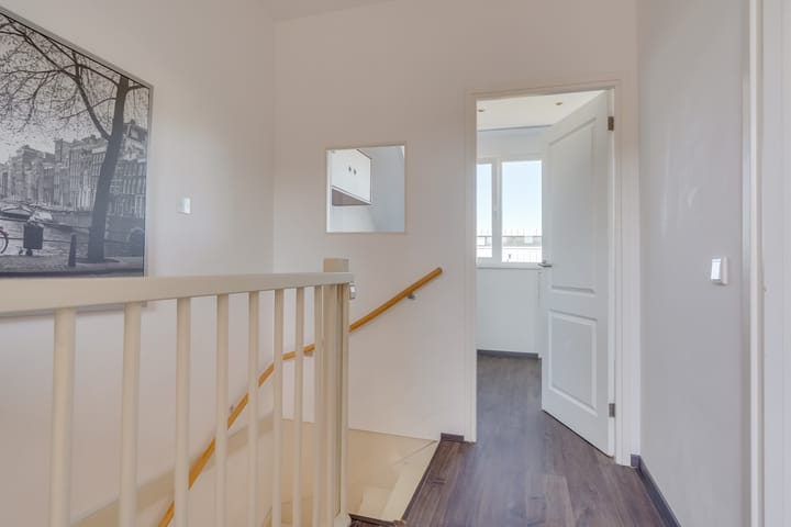 Photo 32 of Rechtsbuitenstraat 4