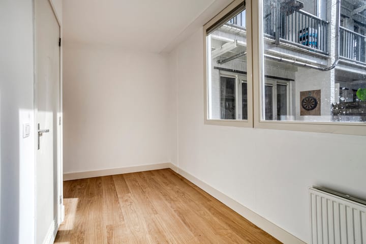 Photo 7 of Amstelkade 27