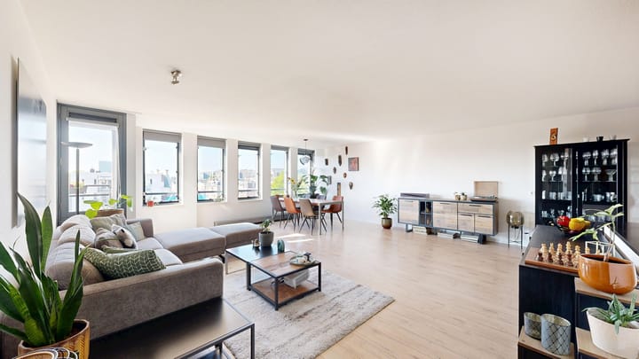 Foto 2 van Valkenburgerstraat 42-D