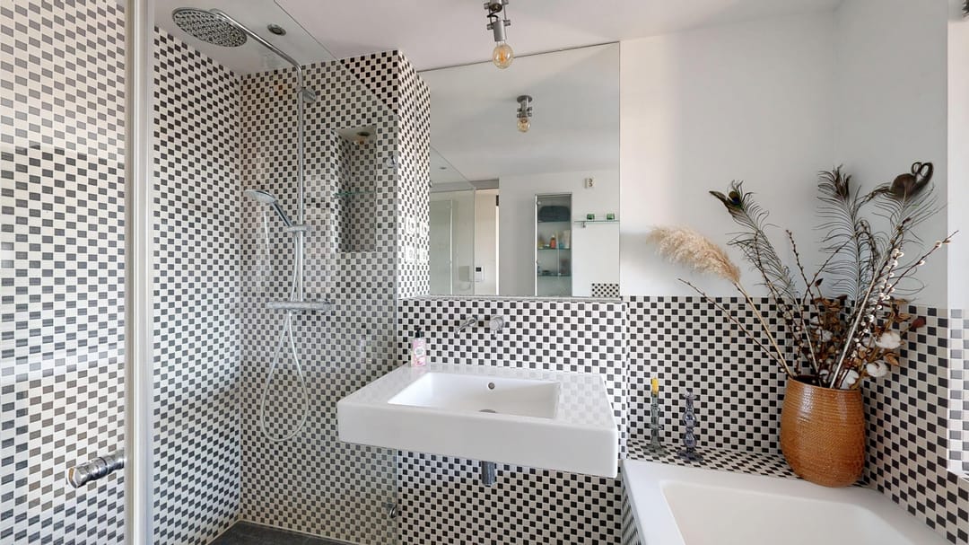 Foto 22 van Valkenburgerstraat 42-D