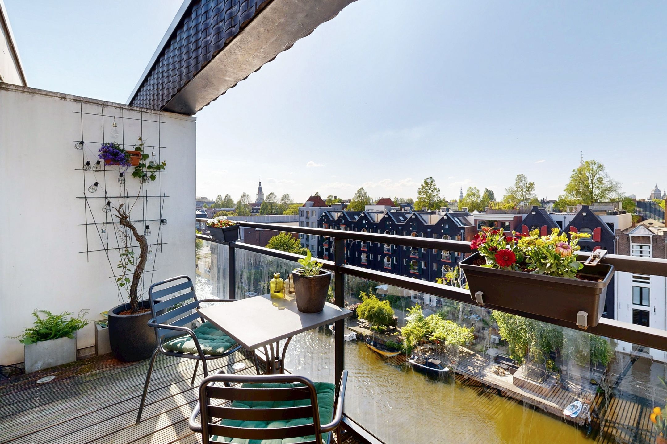 Foto 24 van Valkenburgerstraat 42-D