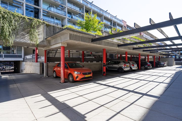 Foto 30 van Valkenburgerstraat 42-D