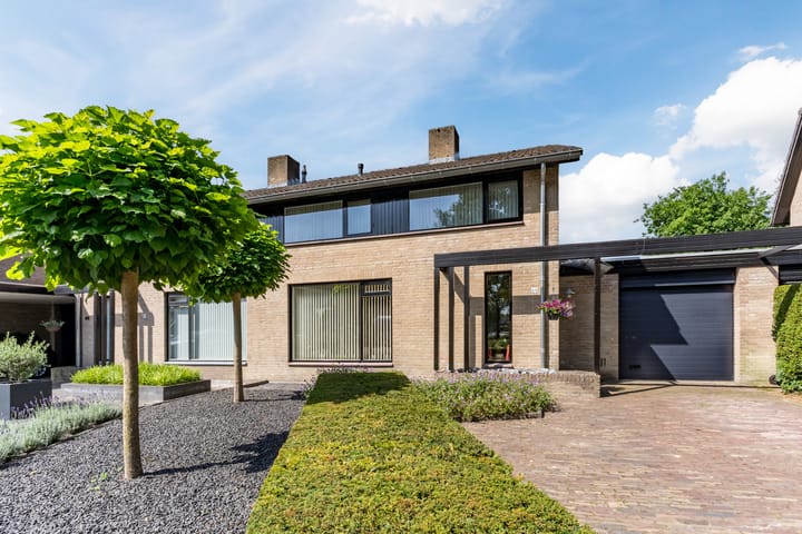 Foto 2 van Margrietstraat 64