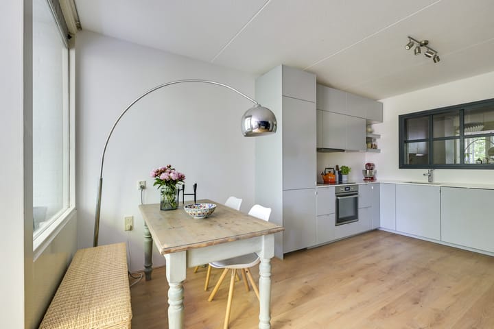 Photo 18 of M.A. de Ruyterstraat 42