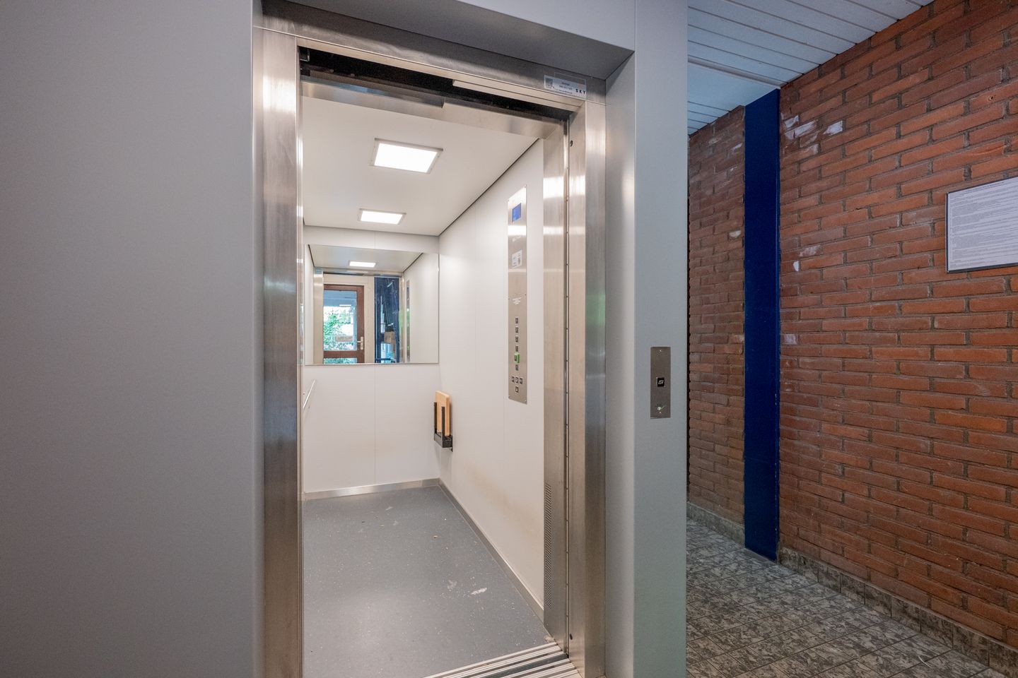 Foto 40 van M.A. de Ruyterstraat 42