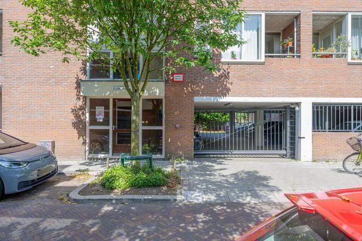 Photo 46 of M.A. de Ruyterstraat 42