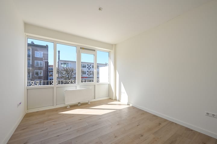 Photo 6 of Schiedamseweg 177