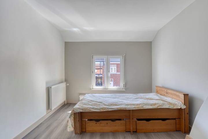 Foto 27 van Antwerpsestraat 85