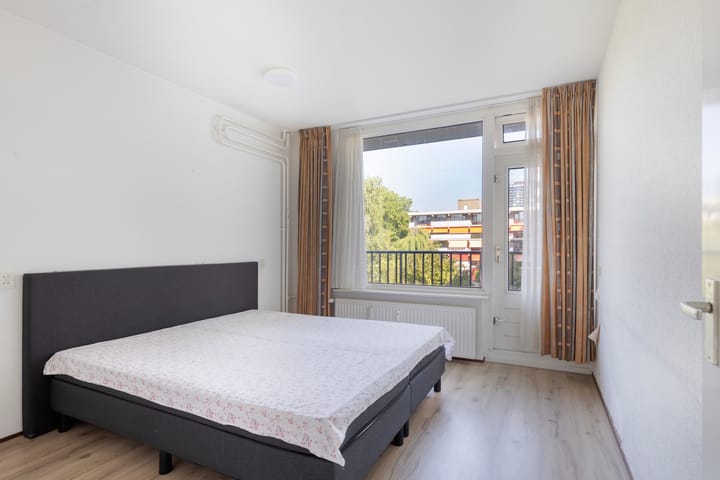 Foto 13 van Hammarskjöldlaan 413