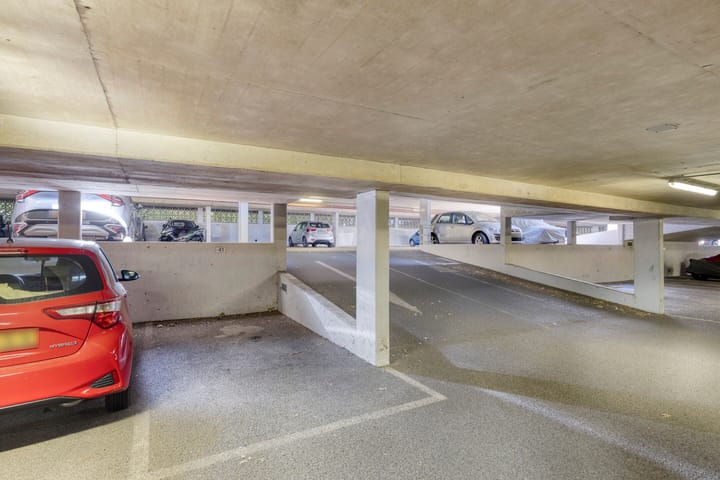 Foto 21 van Hammarskjöldlaan 413