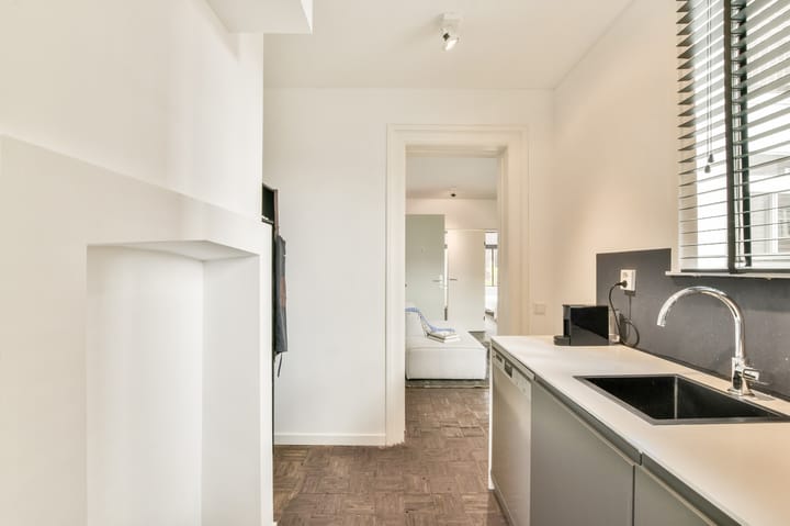 Foto 6 van Van Houweningenstraat 66-2