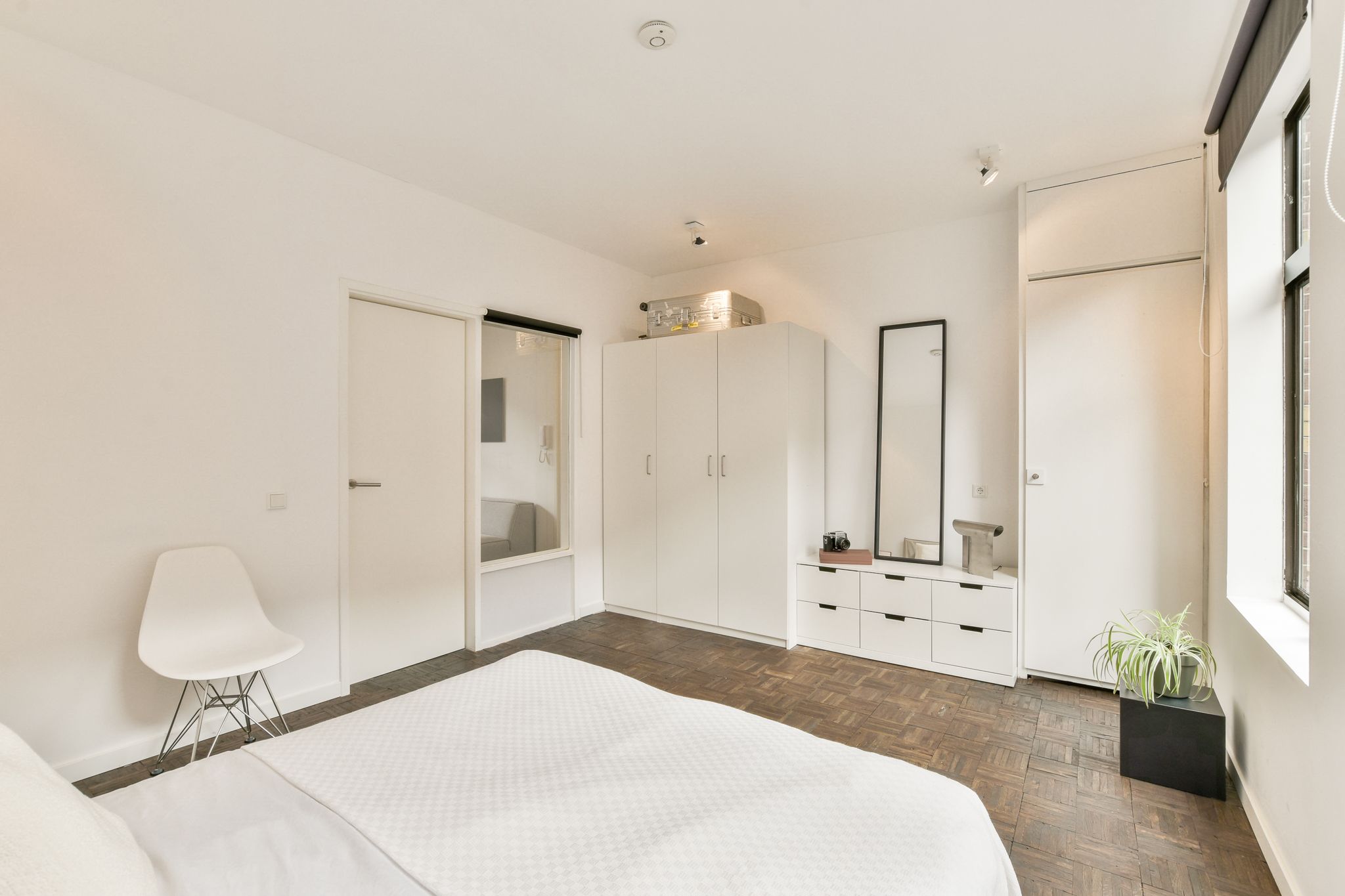 Photo 9 of Van Houweningenstraat 66-2