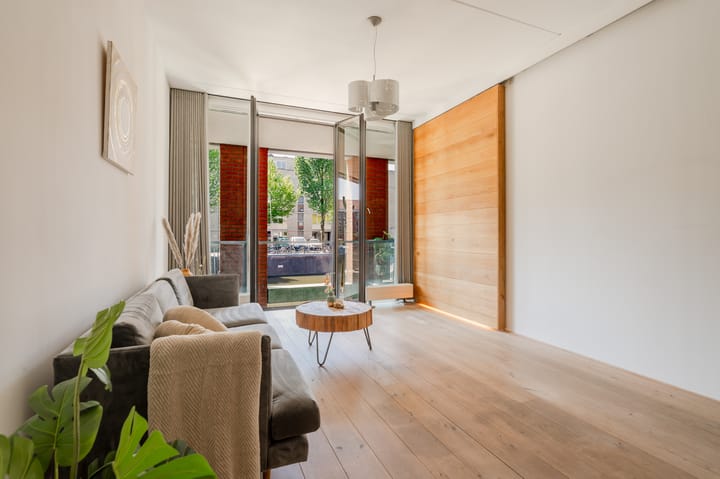 Foto 8 van Jacob Burggraafstraat 100