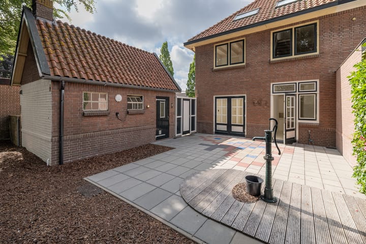 Foto 35 van Bouwheerstraat 7