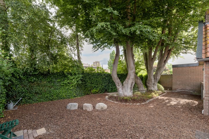 Foto 38 van Bouwheerstraat 7