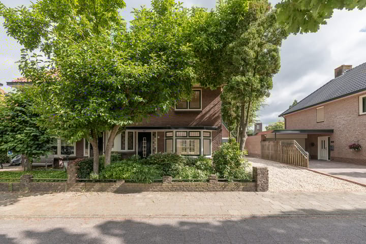 Foto 48 van Bouwheerstraat 7