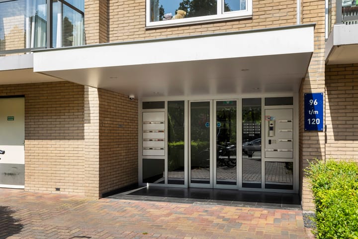 Photo 39 of Koning Lodewijklaan 104