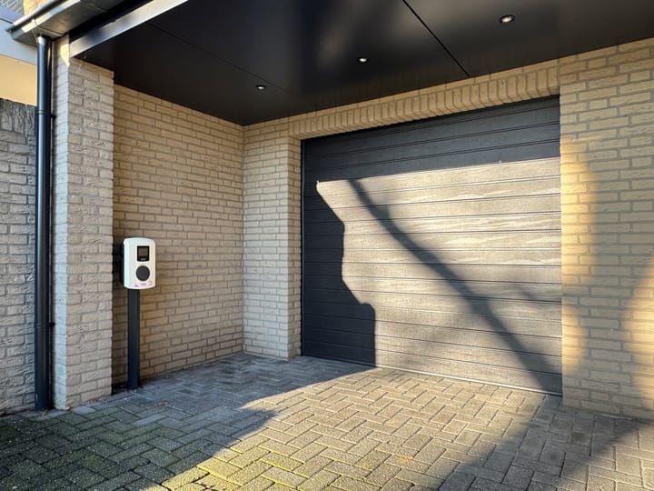 Photo 10 of Broekkant 36