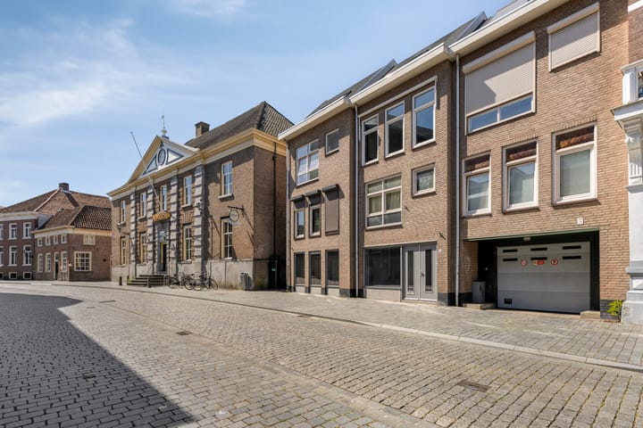 Foto 24 van Hooghuisstraat 62