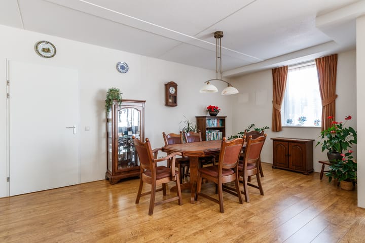 Photo 21 of Wilhelminapark 10