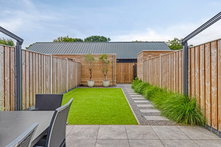 Foto 30 van Van de Ven-erf 25