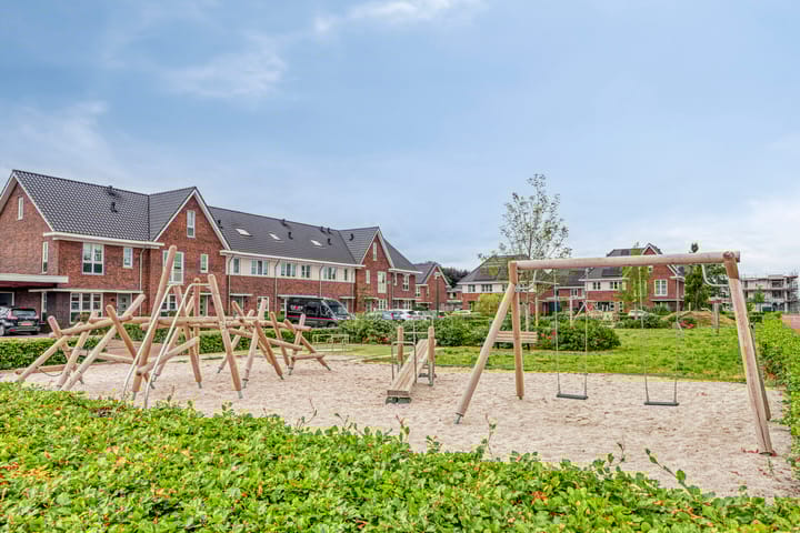 Foto 36 van Van de Ven-erf 25