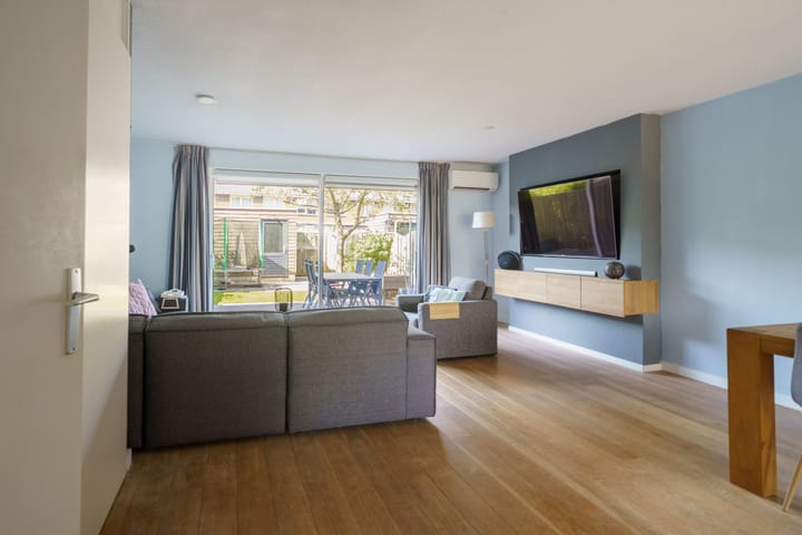 Foto 8 van Cornelis Matelieffstraat 56