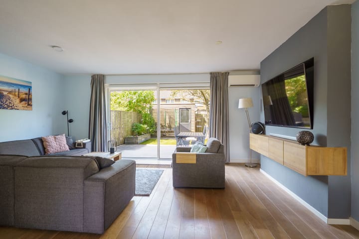 Foto 9 van Cornelis Matelieffstraat 56