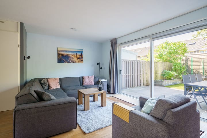 Foto 11 van Cornelis Matelieffstraat 56