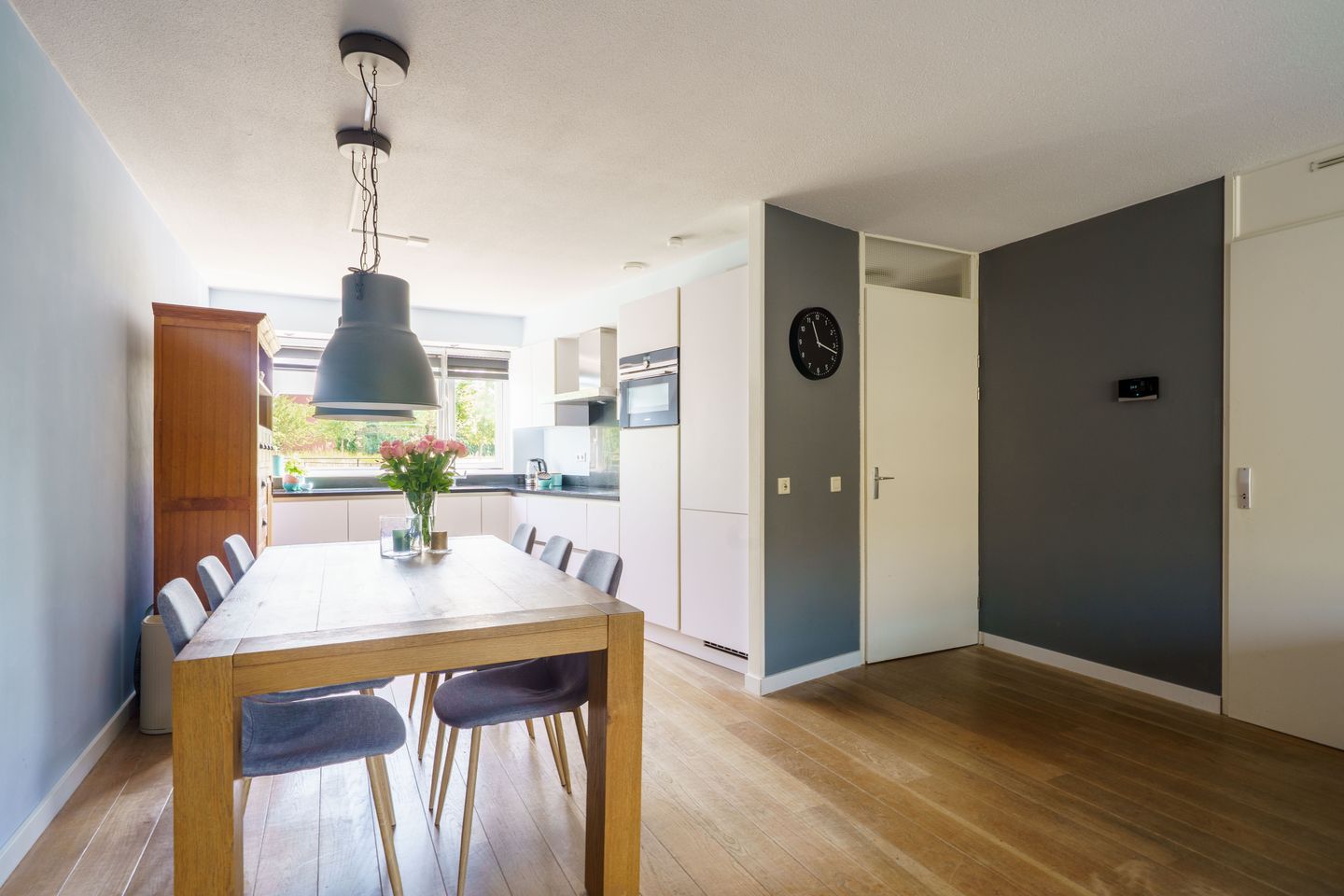 Foto 14 van Cornelis Matelieffstraat 56