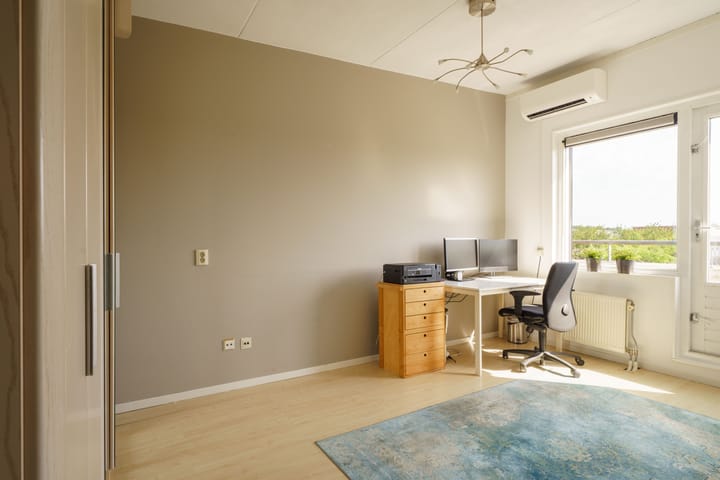 Foto 31 van Cornelis Matelieffstraat 56