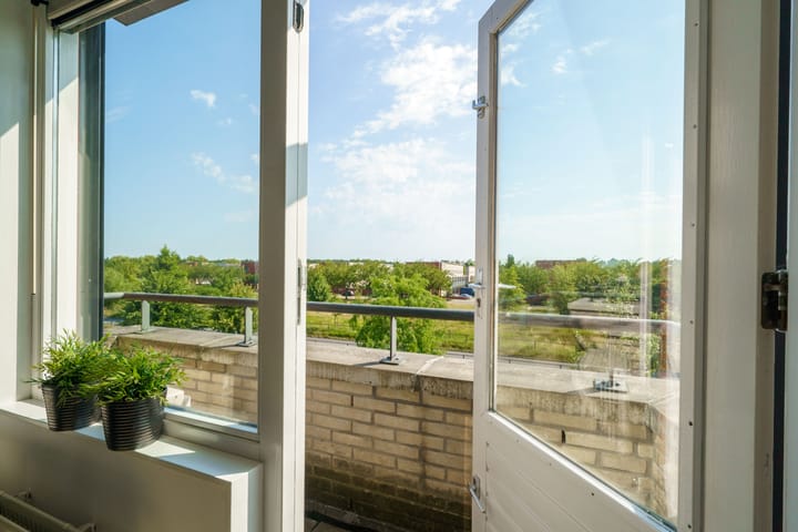 Foto 34 van Cornelis Matelieffstraat 56